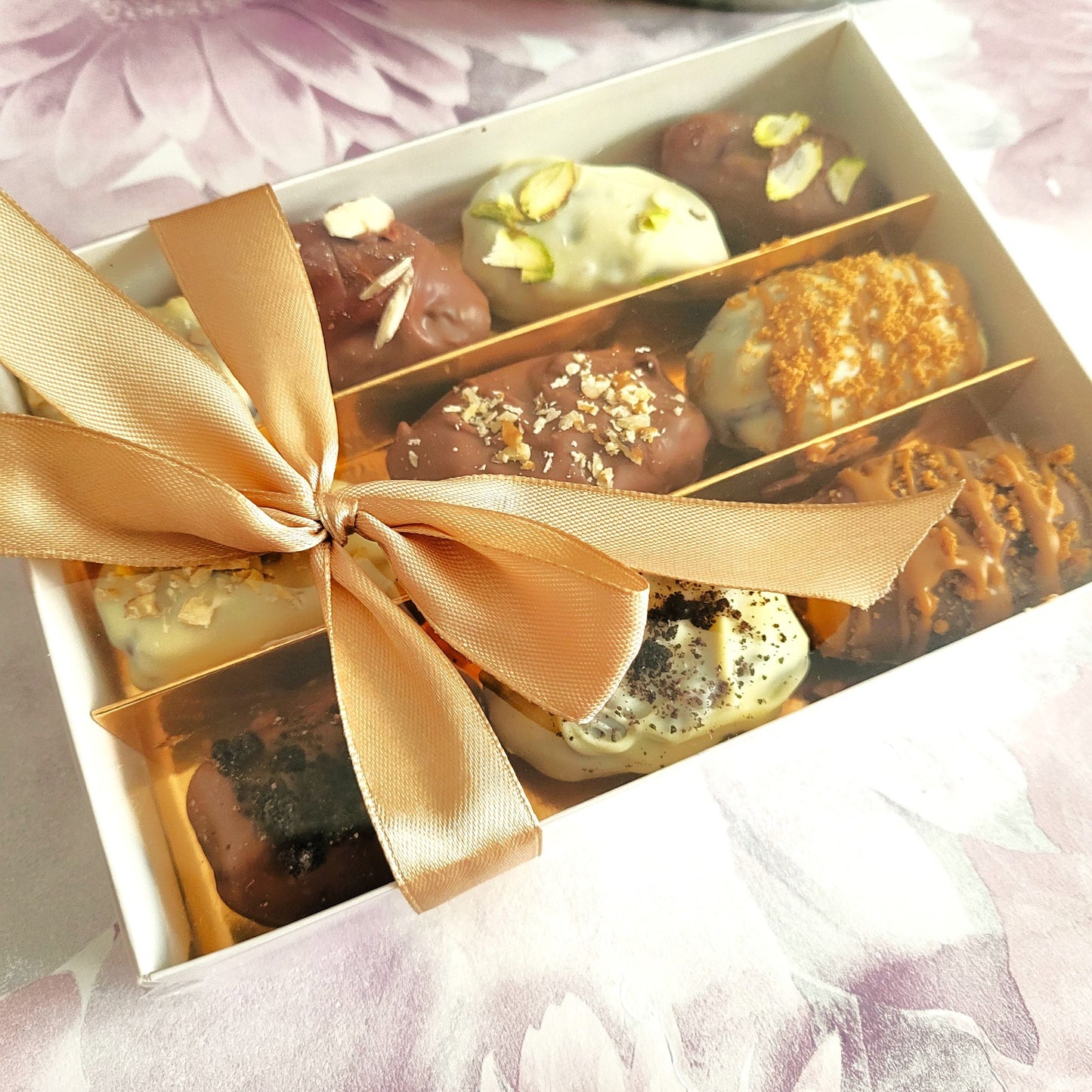 Chocolate Dates Filled With Nuts - Ramadan Eid Iftar Gift Box